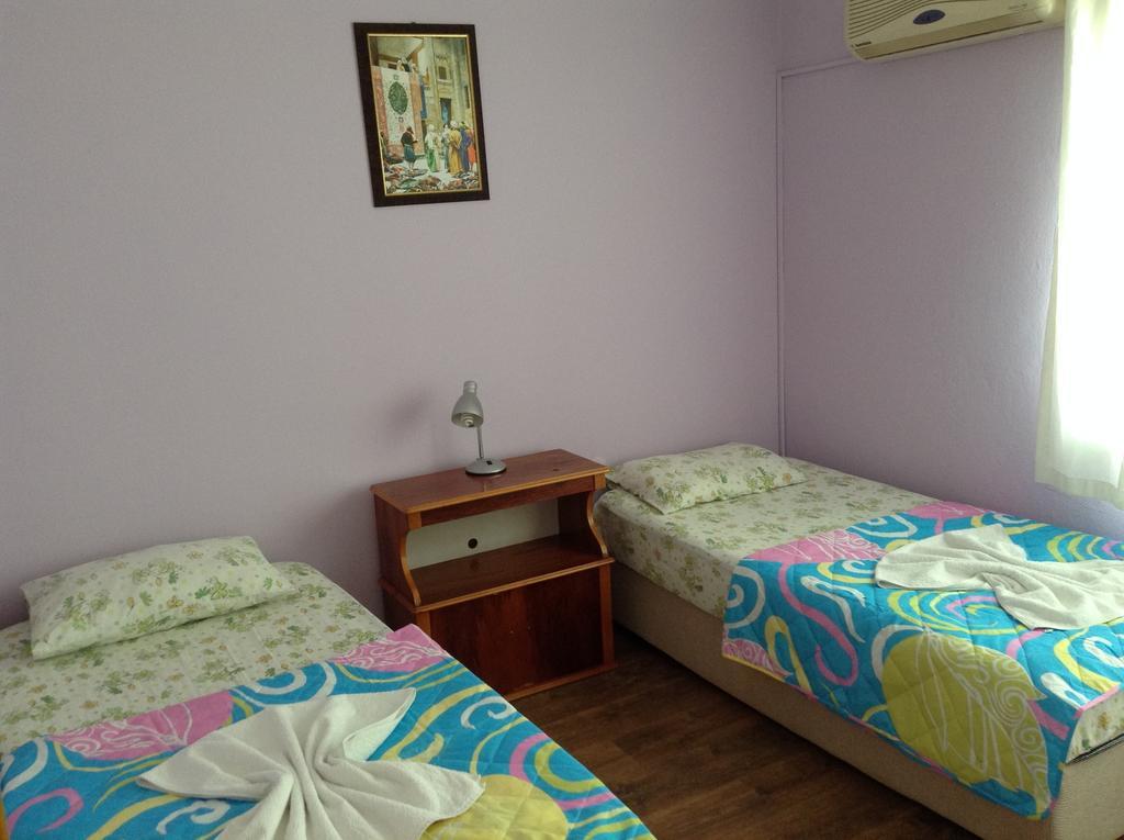 Nur Pension Selçuk Habitación foto